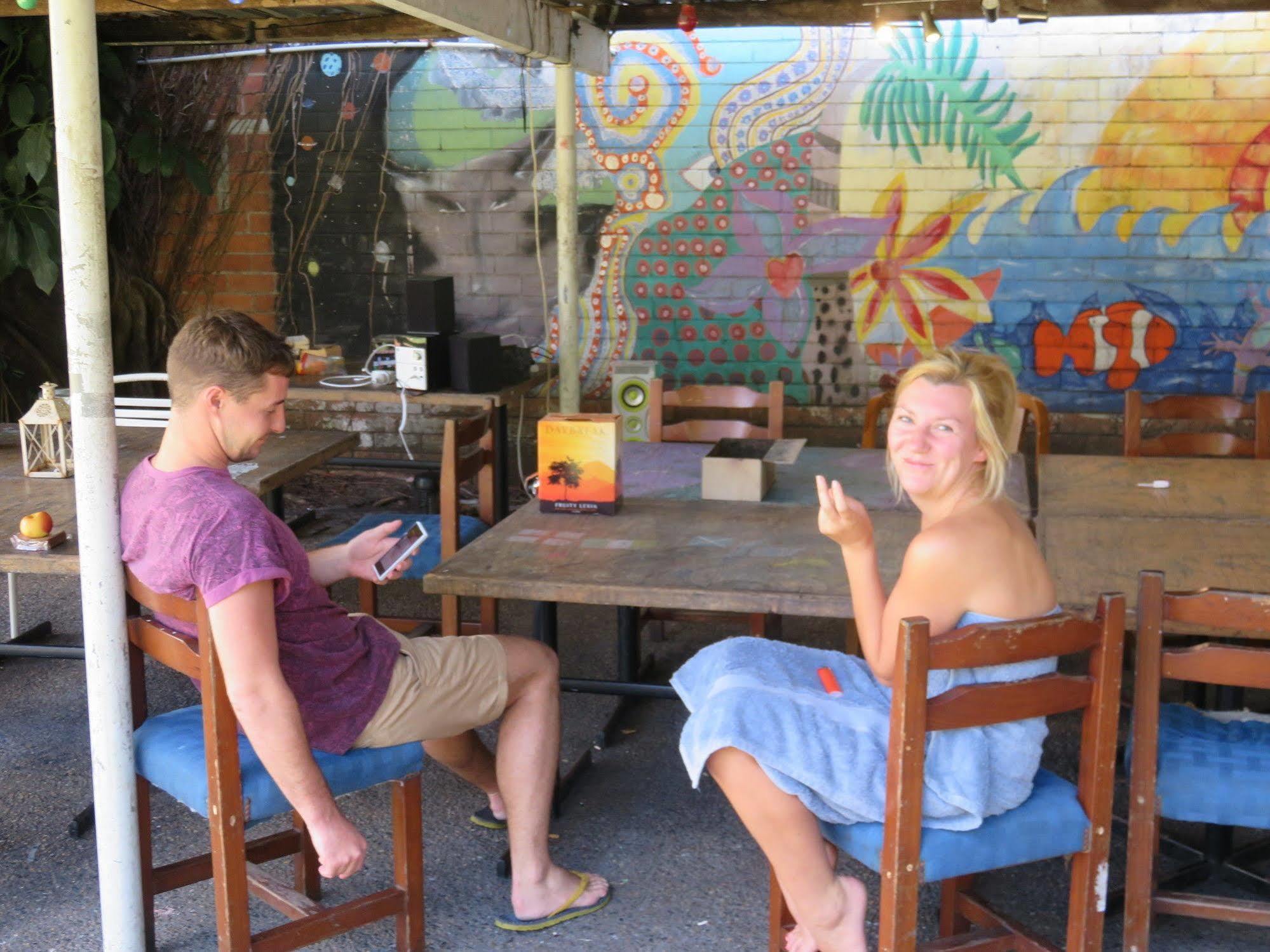 Reef Backpackers Hostel Cairns Bagian luar foto