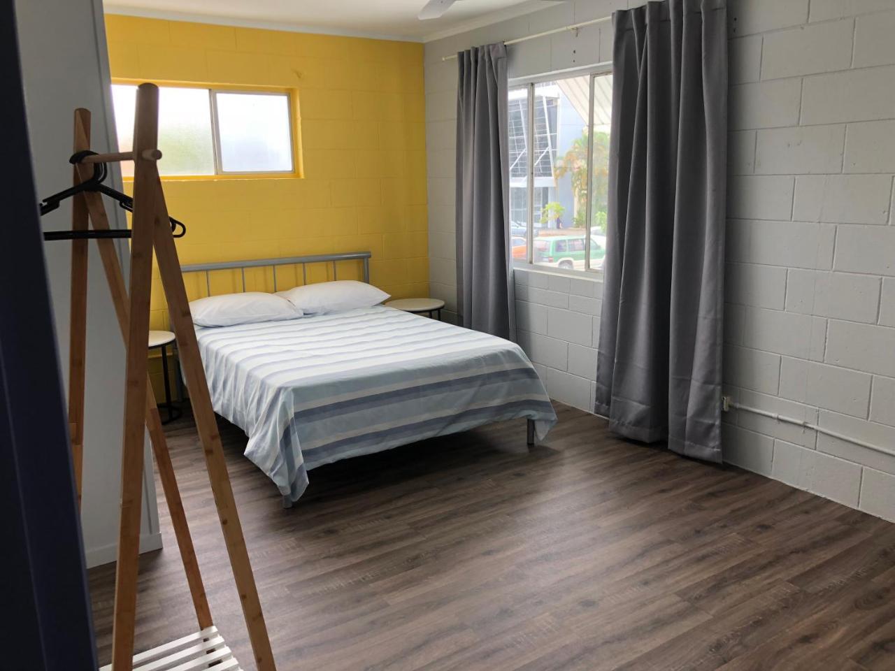 Reef Backpackers Hostel Cairns Bagian luar foto