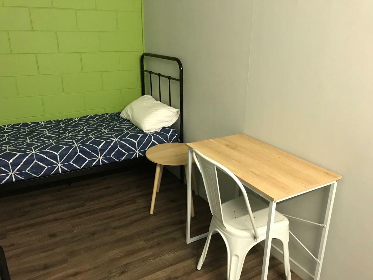 Reef Backpackers Hostel Cairns Bagian luar foto